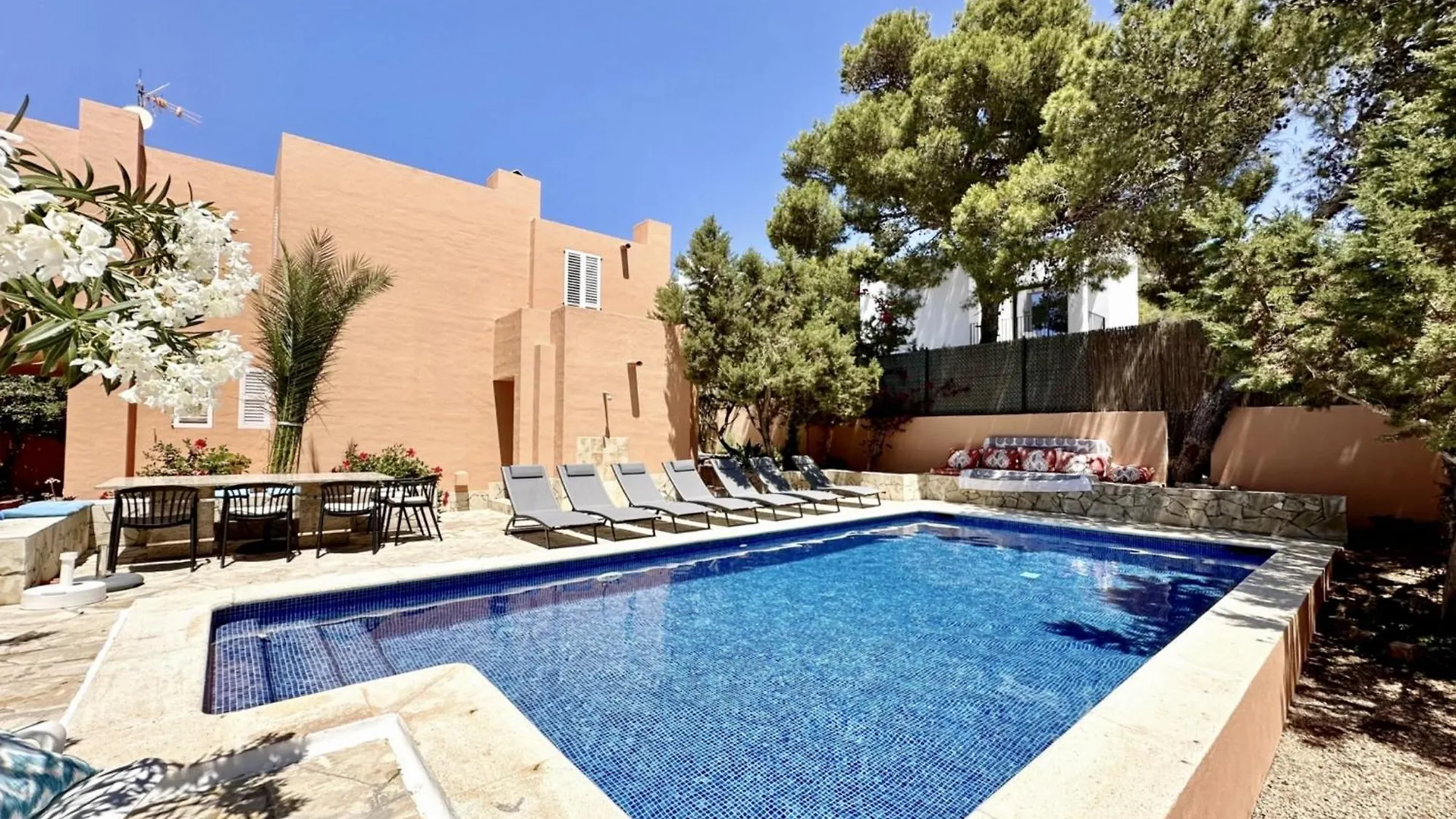 Villa With Pool Calo Den Real Сан-Хосе